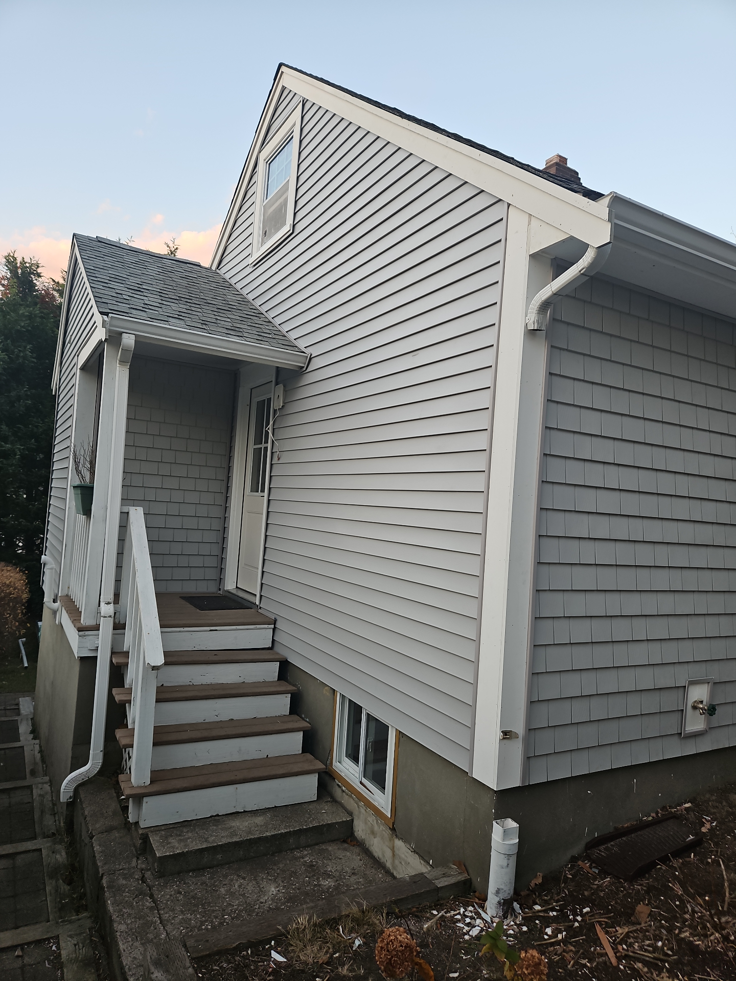 Gable Repaint & Trim